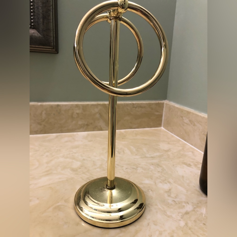 Small vintage towel holder